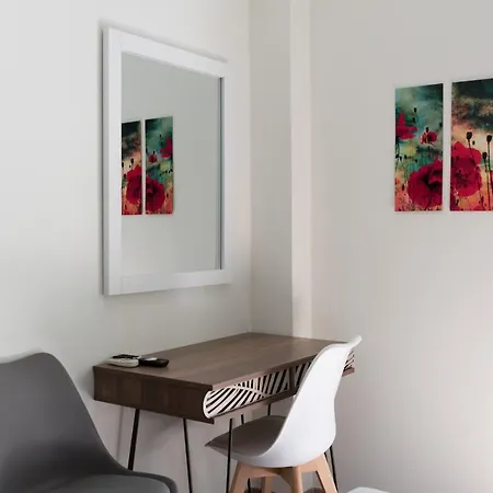 Acropolis Apartment *